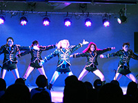 2014-8-9　　岡山
アイドルの顔からガラッとブラックなイメージに！MIRACLEのダンスナンバー